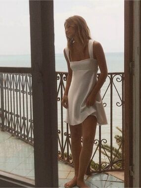 ZARA White Heavy Satin Bow Back Mini Dress